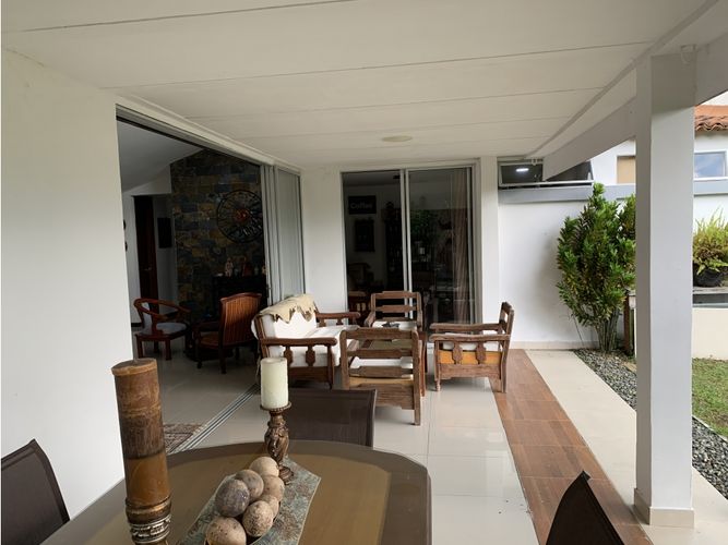 Casa de 4 alcobas en venta en La Yé, Armenia, 270 m² · foto 4 de 24