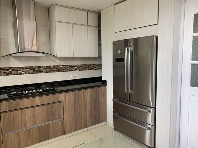 Casa de 4 alcobas en venta en La Yé, Armenia, 270 m² · foto 10 de 24