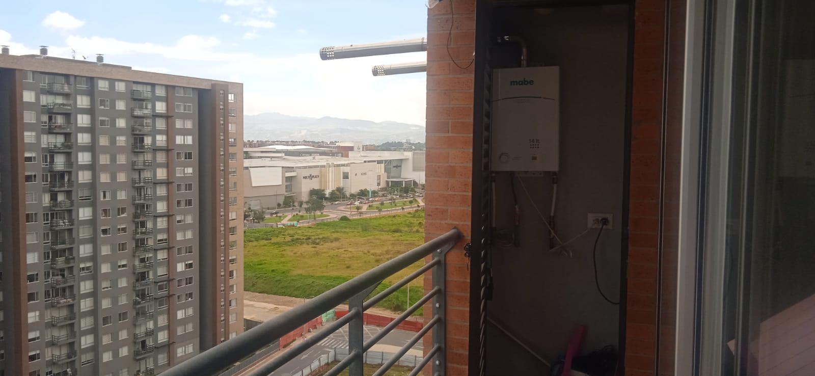 Apartamento en venta en La Felicidad, Bogotá · foto 4 de 24