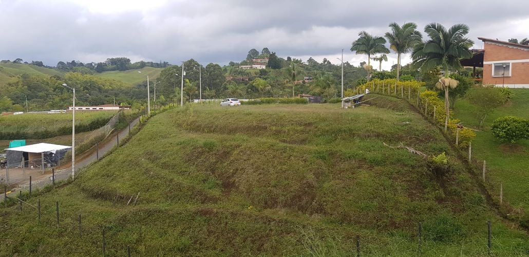 Lote en venta en Condina, Pereira, 2091 m² · foto 4 de 5