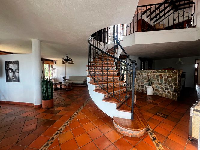 Casa de 5 alcobas en venta en Vallano, Envigado, 550 m² · foto 2 de 19
