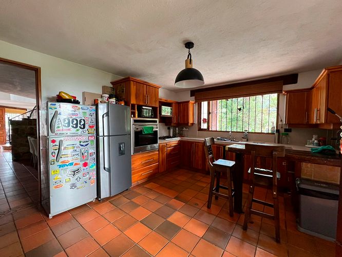 Casa de 5 alcobas en venta en Vallano, Envigado, 550 m² · foto 8 de 19