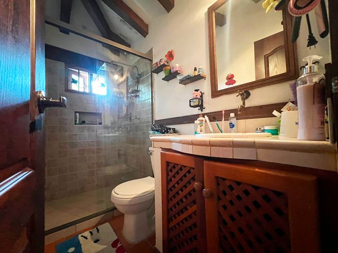 Casa de 5 alcobas en venta en Vallano, Envigado, 550 m² · foto 15 de 19