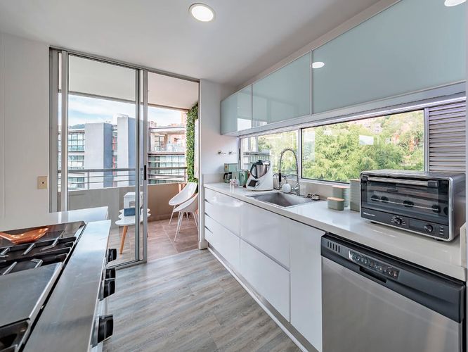 Apartamento de 2 alcobas en arriendo en La Florida, Medellín, 140 m² · foto 7 de 17