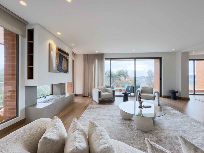 Apartamento de 3 alcobas en venta en Santa Barbara Alta, Bogotá, 332 m² · foto 8 de 24