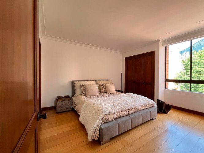 Apartamento de 3 alcobas en venta en El Poblado, Medellín, 190 m² · foto 14 de 18