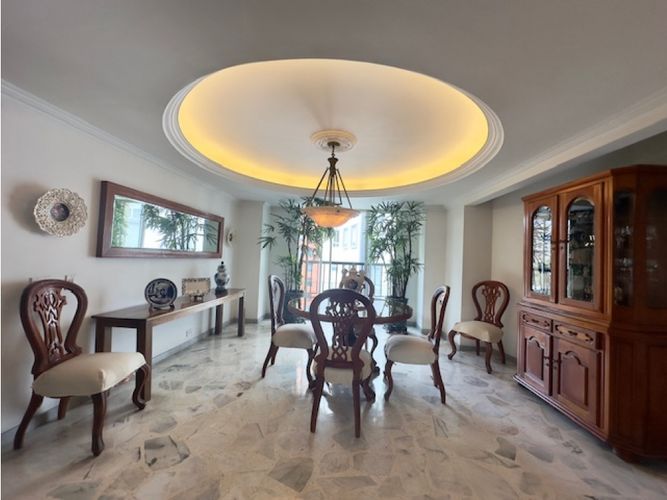 Apartamento de 3 alcobas en venta en Bellavista, Cali, 319 m² · foto 3 de 24