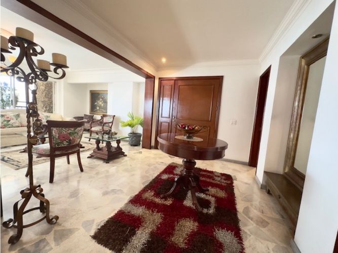 Apartamento de 3 alcobas en venta en Bellavista, Cali, 319 m² · foto 8 de 24