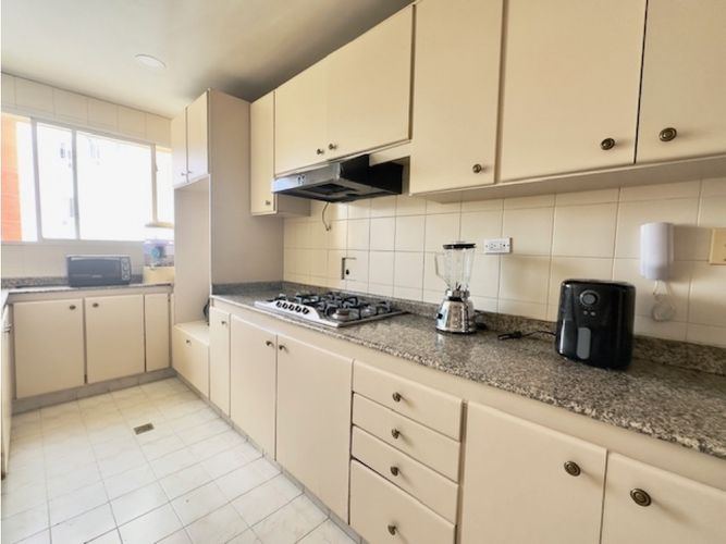 Apartamento de 3 alcobas en venta en Bellavista, Cali, 319 m² · foto 13 de 24