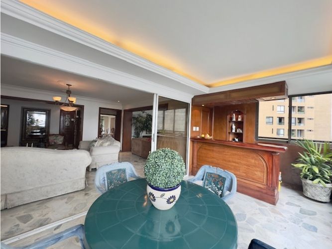 Apartamento de 3 alcobas en venta en Bellavista, Cali, 319 m² · foto 16 de 24