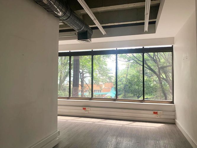 Oficina en arriendo en Manila, Medellín, 157 m² · foto 9 de 14