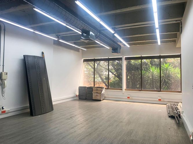 Oficina en arriendo en Manila, Medellín, 157 m² · foto 11 de 14