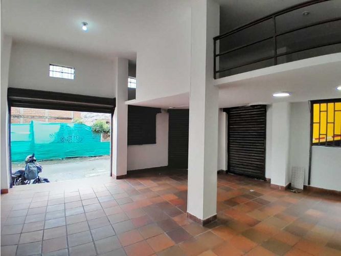 Local en arriendo en La Milagrosa, Medellín, 40 m² · foto 4 de 10