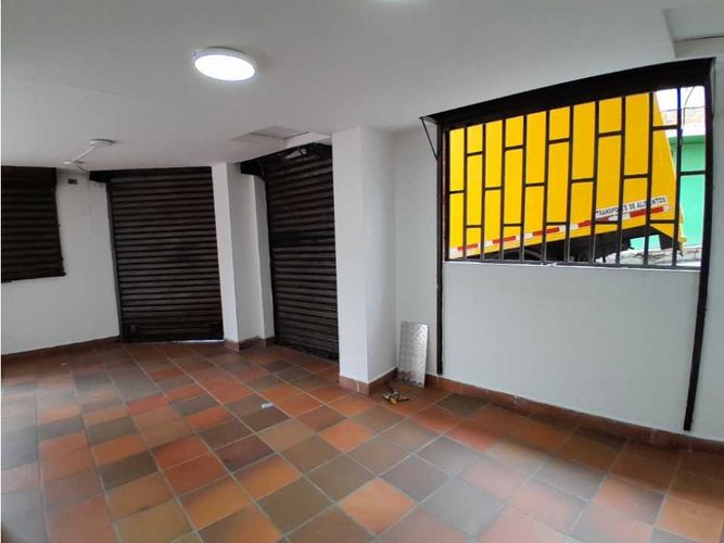 Local en arriendo en La Milagrosa, Medellín, 40 m² · foto 6 de 10