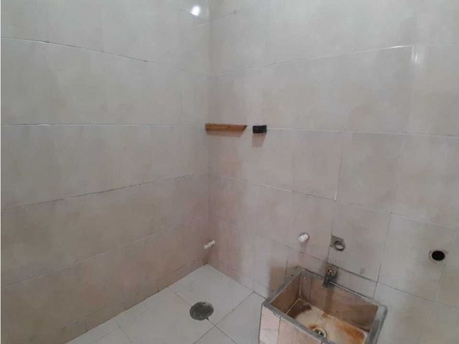 Local en arriendo en La Milagrosa, Medellín, 40 m² · foto 10 de 10