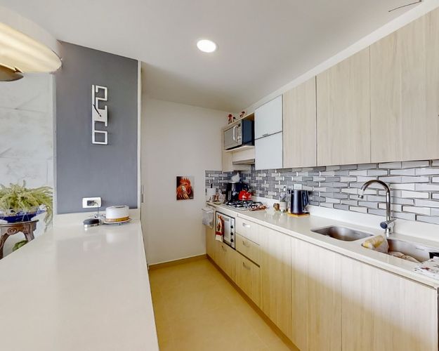 Apartamento de 2 alcobas en arriendo en Loma De Los Gonzalez, Medellín, 85 m² · foto 6 de 15