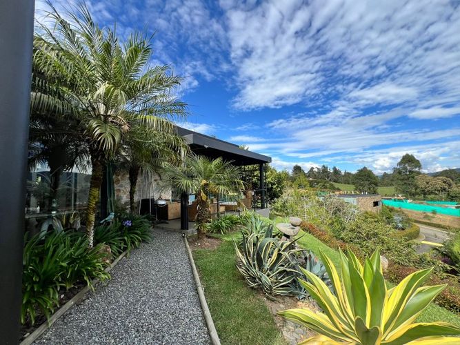 Casa de 3 alcobas en venta en El Tambo, La Ceja, 480 m² · foto 17 de 24
