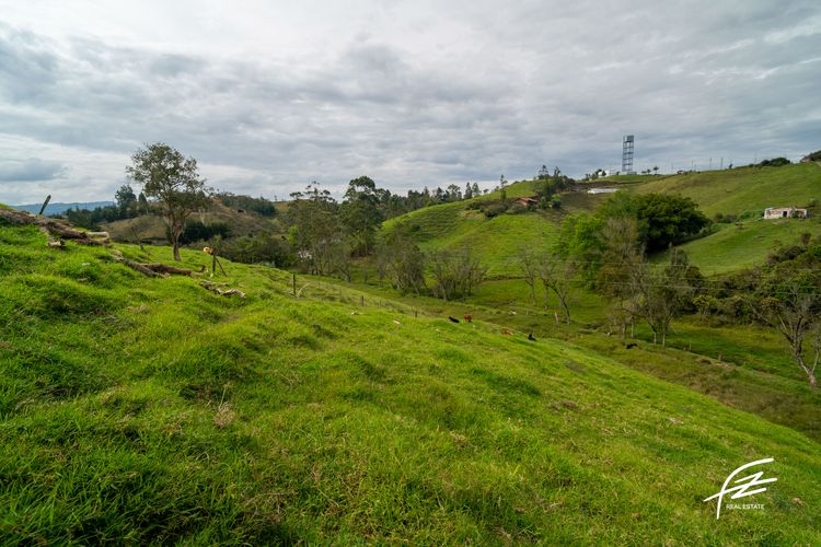 Casa de 2 alcobas en venta en El Porvenir, Rionegro, 37 m² · foto 8 de 10