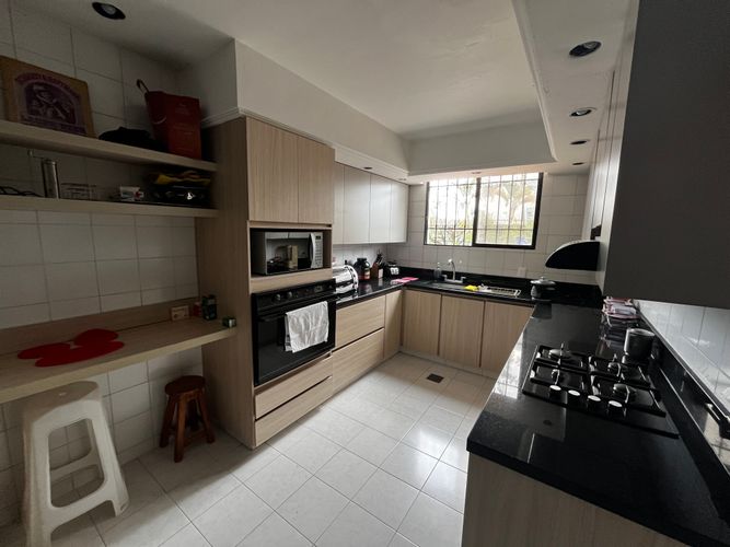 Apartamento de 4 alcobas en venta en Pinares, Pereira, 240 m² · foto 7 de 24