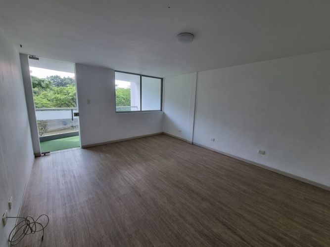 Oficina en arriendo en Santa Teresita, Cali, 220 m² · foto 5 de 11