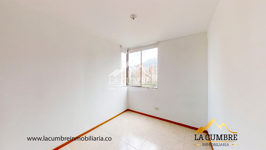 Apartamento de 3 alcobas en arriendo en Los Balsos, Medellín, 93 m² · foto 10 de 14