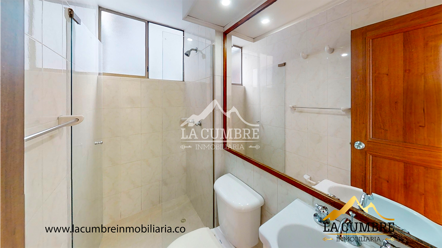 Apartamento de 3 alcobas en arriendo en Los Balsos, Medellín, 93 m² · foto 11 de 14