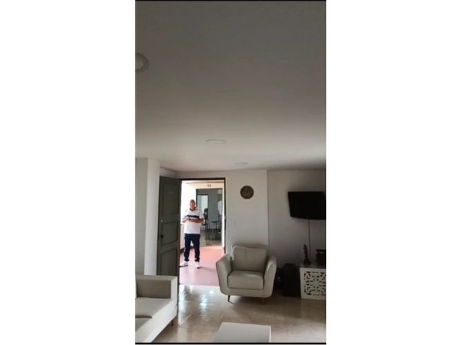 Oficina en arriendo en San Joaquin, Medellín, 72 m² · foto 2 de 5