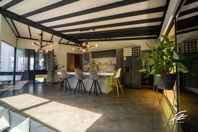 Casa de 4 alcobas en venta en San Joaquin, Sabaneta, 315 m² · foto 5 de 24