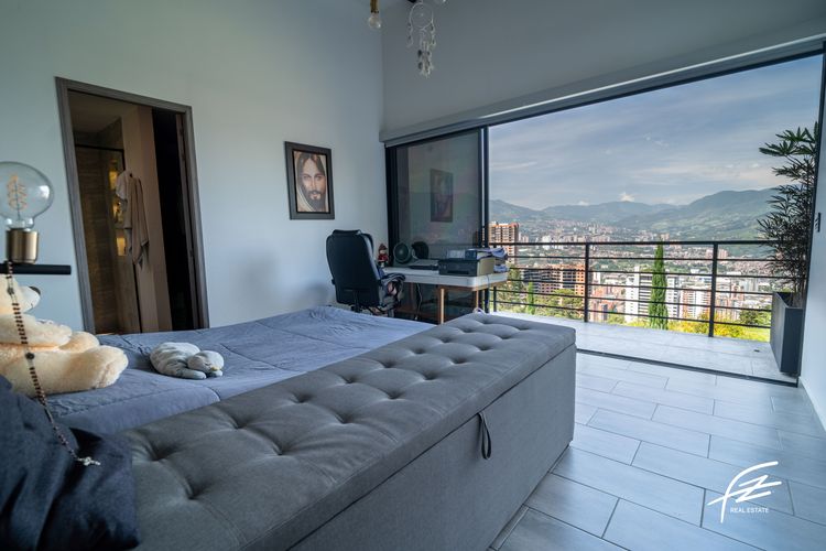 Casa de 4 alcobas en venta en San Joaquin, Sabaneta, 315 m² · foto 10 de 24
