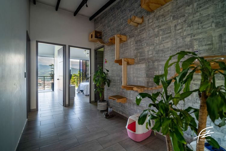 Casa de 4 alcobas en venta en San Joaquin, Sabaneta, 315 m² · foto 16 de 24