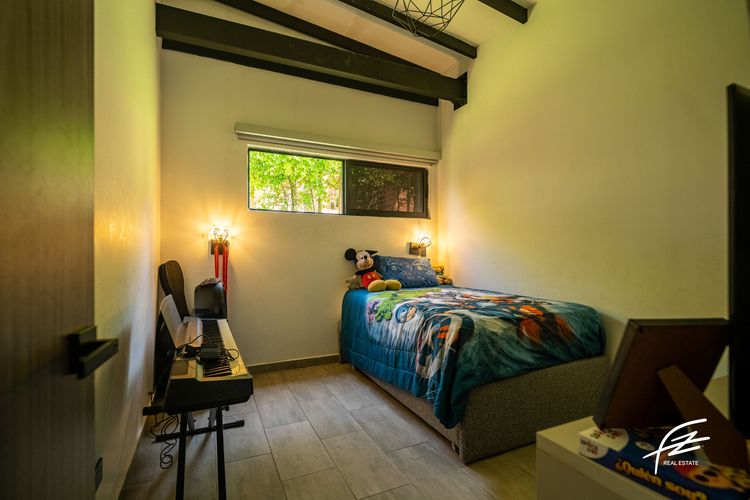 Casa de 4 alcobas en venta en San Joaquin, Sabaneta, 315 m² · foto 22 de 24