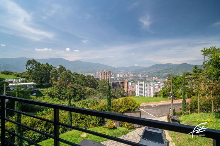 Casa de 4 alcobas en venta en San Joaquin, Sabaneta, 315 m² · foto 24 de 24