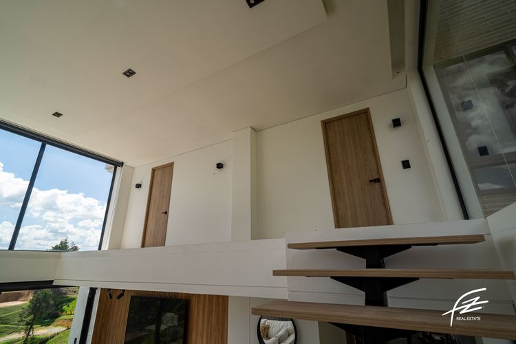 Casa de 4 alcobas en venta en Garrido, Guarne, 270 m² · foto 8 de 24