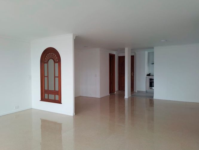 Apartamento de 3 alcobas en arriendo en El Poblado, Medellín, 125 m² · foto 6 de 19
