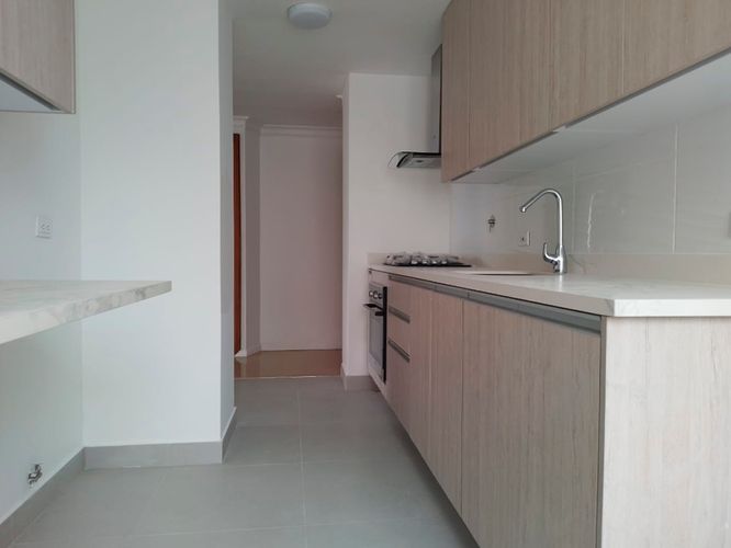 Apartamento de 3 alcobas en arriendo en El Poblado, Medellín, 125 m² · foto 7 de 19