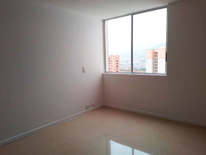 Apartamento de 3 alcobas en arriendo en El Poblado, Medellín, 125 m² · foto 10 de 19