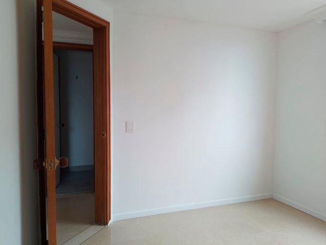 Apartamento de 3 alcobas en arriendo en El Poblado, Medellín, 125 m² · foto 13 de 19