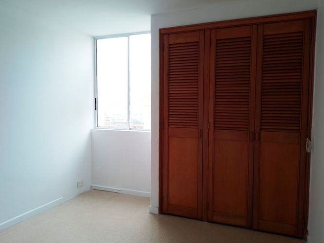 Apartamento de 3 alcobas en arriendo en El Poblado, Medellín, 125 m² · foto 14 de 19