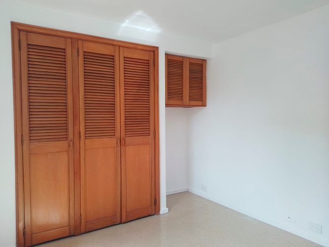 Apartamento de 3 alcobas en arriendo en El Poblado, Medellín, 125 m² · foto 15 de 19