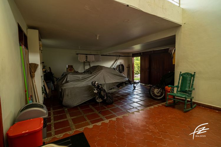 Casa de 6 alcobas en venta en Llano Grande, Rionegro, 600 m² · foto 6 de 24