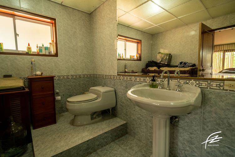Casa de 6 alcobas en venta en Llano Grande, Rionegro, 600 m² · foto 8 de 24