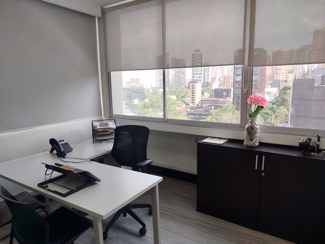 Oficina en arriendo en El Poblado, Medellín, 100 m² · foto 5 de 10