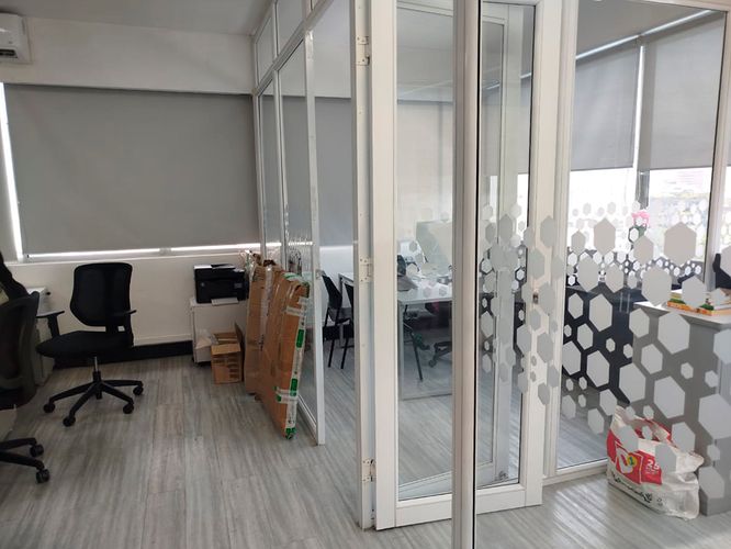 Oficina en arriendo en El Poblado, Medellín, 100 m² · foto 7 de 10