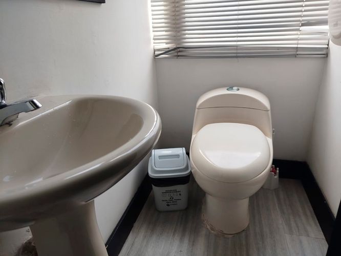 Oficina en arriendo en El Poblado, Medellín, 100 m² · foto 10 de 10