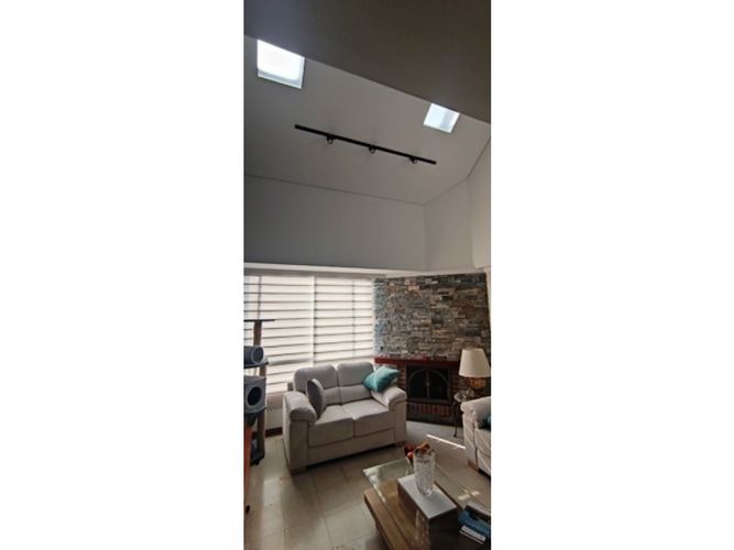 Apartamento de 4 alcobas en venta en Los Cedritos, Bogotá, 123 m² · foto 3 de 24
