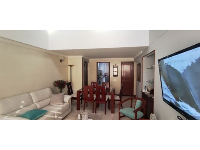 Apartamento de 4 alcobas en venta en Los Cedritos, Bogotá, 123 m² · foto 8 de 24