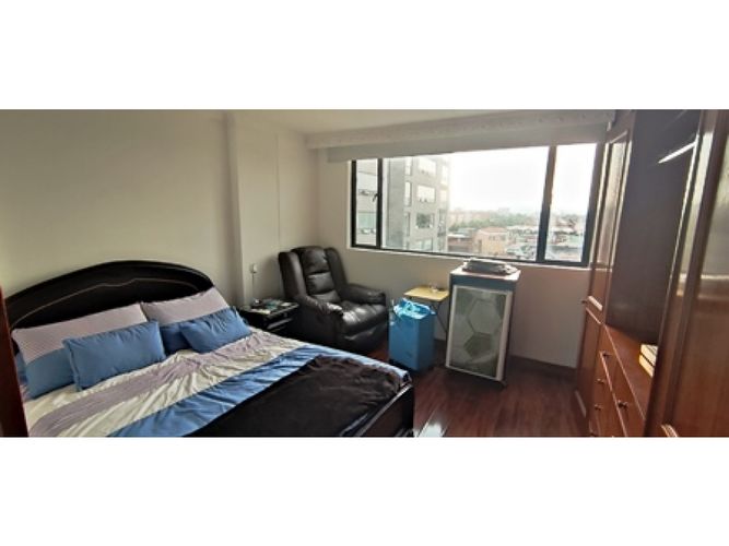Apartamento de 4 alcobas en venta en Los Cedritos, Bogotá, 123 m² · foto 13 de 24