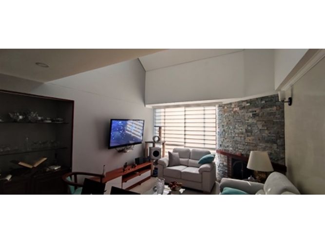 Apartamento de 4 alcobas en venta en Los Cedritos, Bogotá, 123 m² · foto 4 de 24