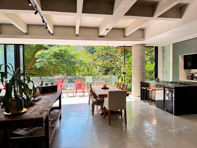 Apartamento de 3 alcobas en arriendo en El Poblado, Medellín, 295 m² · foto 5 de 20