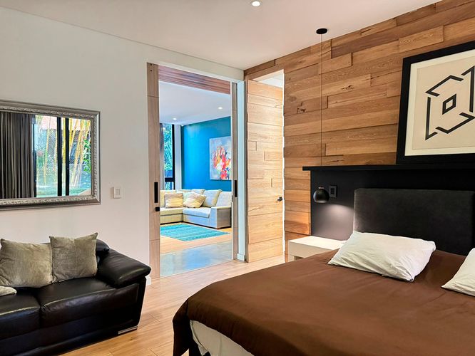Apartamento de 3 alcobas en arriendo en El Poblado, Medellín, 295 m² · foto 12 de 20